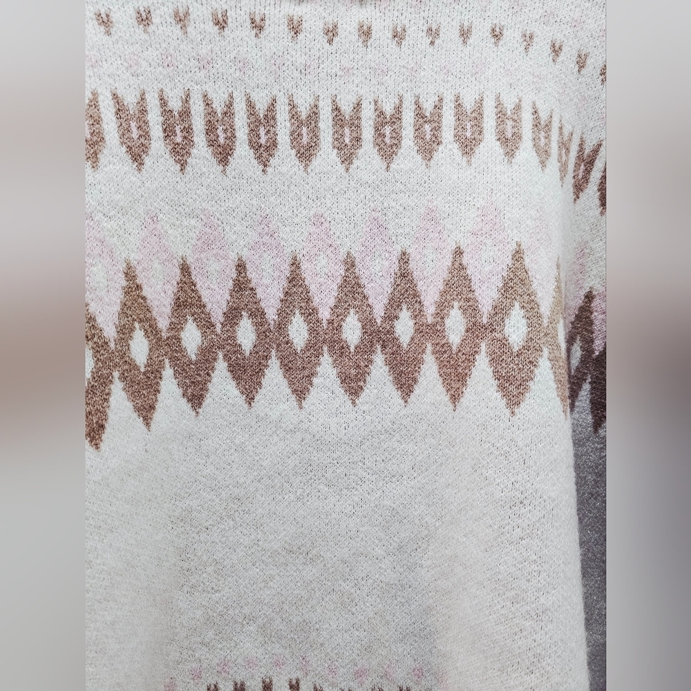 Song Of Style By Amee Song Women's Cream and Brown Patterned Sweater. Size S - Picture 5 of 6